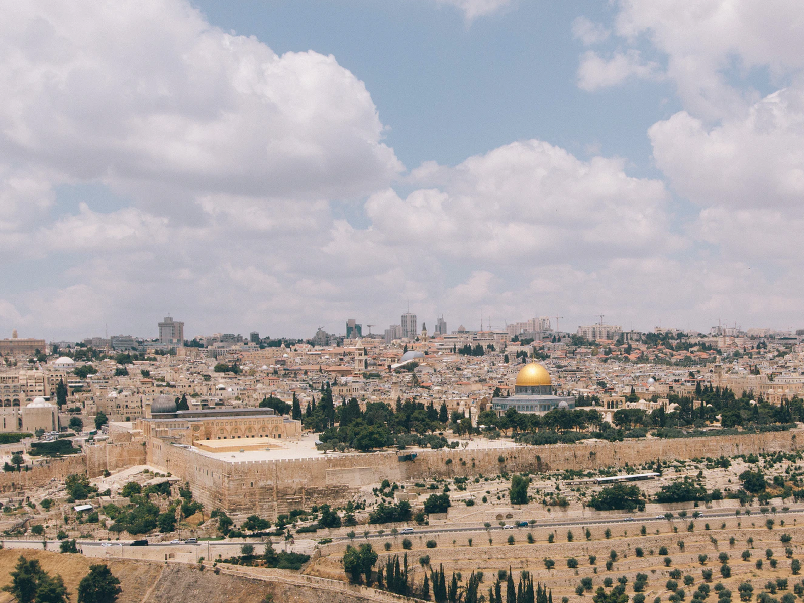 Spacious and tasteful room